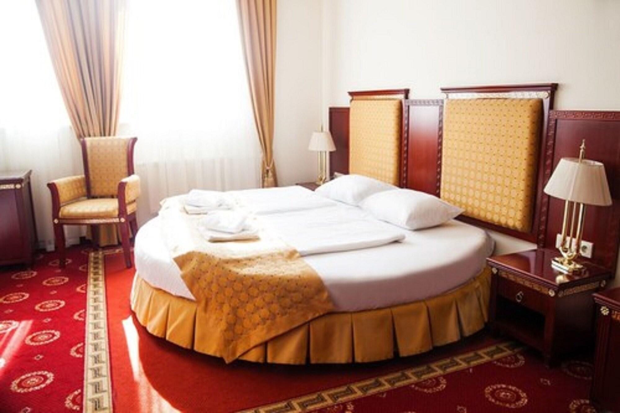 Hotel Holiday Park Warsaw Luaran gambar